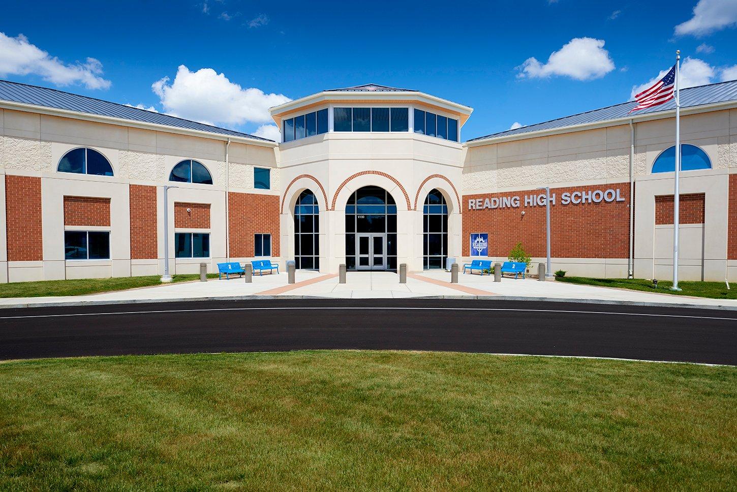 Reading_OH_6283 (1).jpg