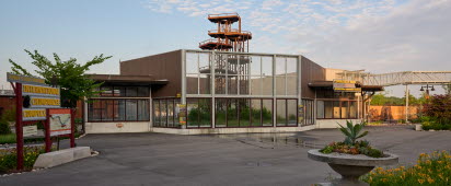 Indianapolis Zoo Chimpanzee Exhibit