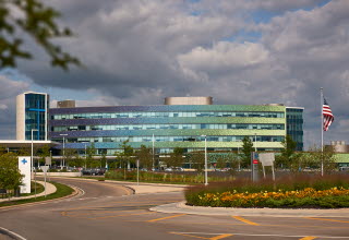 Front parking lot view Mercy West Hospital